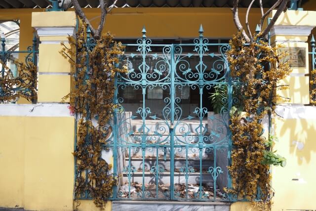 【茨城】エクステリア|門扉の選び方:住まいの顔となる最初の印象を美しく